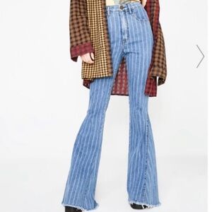 Fountain Stripe Bells